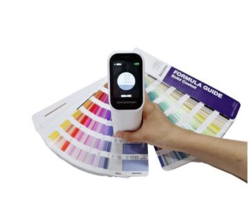 اسپکتروفتومتر (Spectrophotometer)